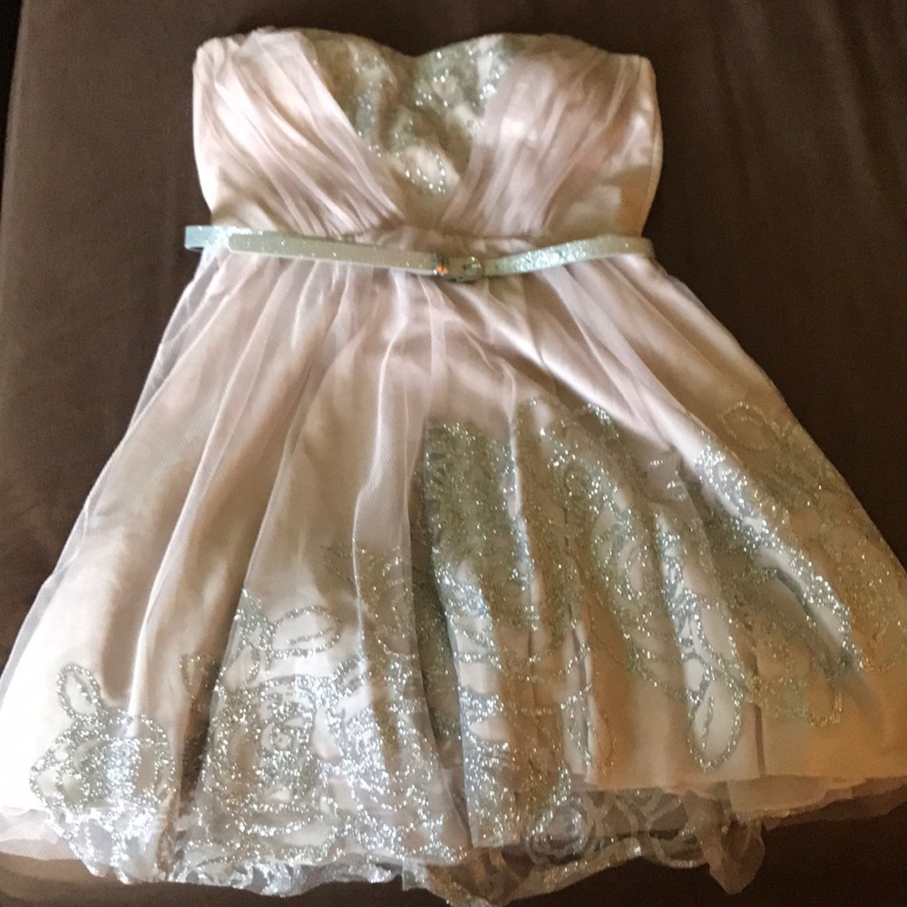 Strapless dress